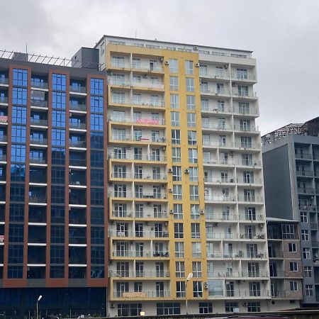 Бежевые Апартаменты Batumi Ngoại thất bức ảnh