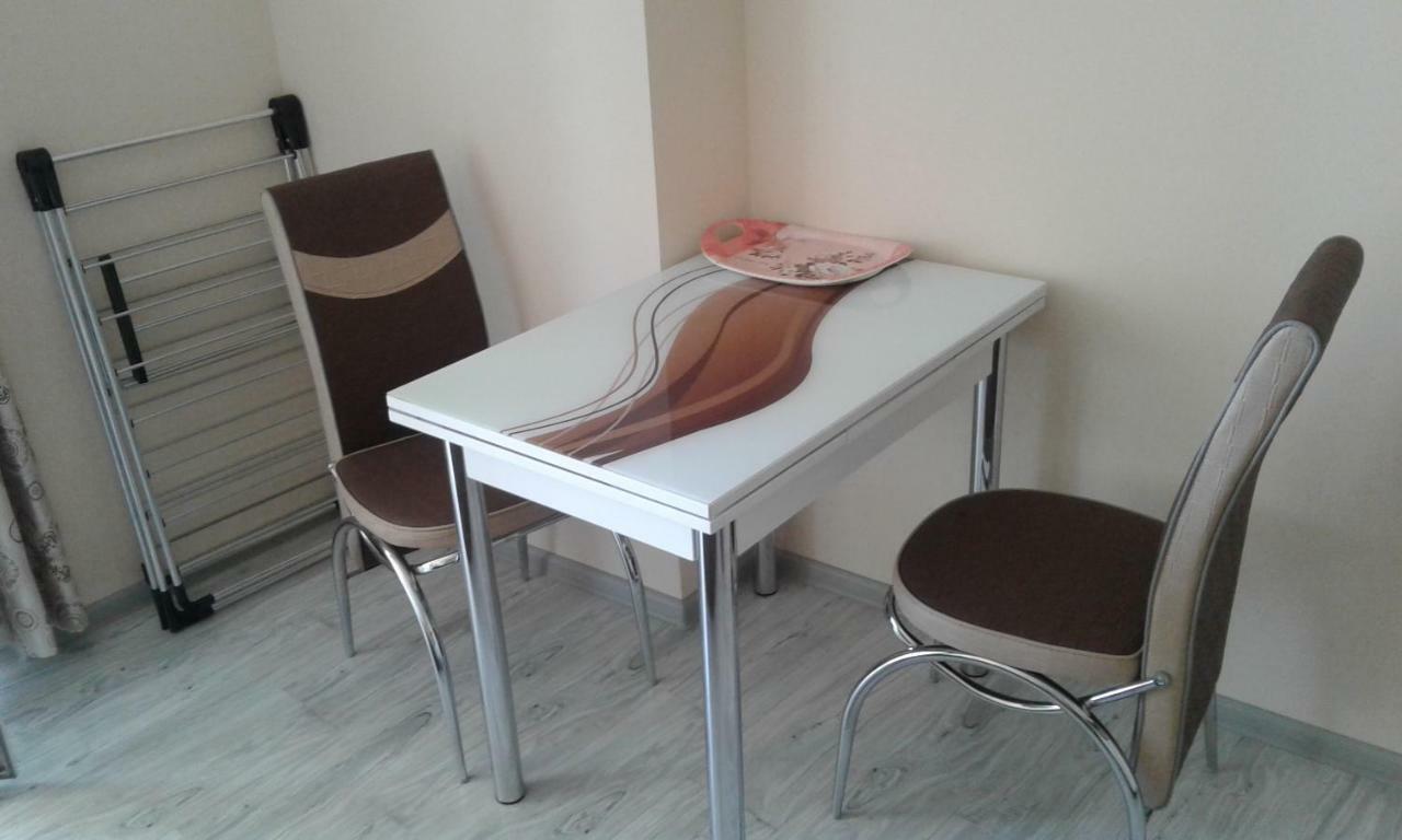 Бежевые Апартаменты Batumi Ngoại thất bức ảnh